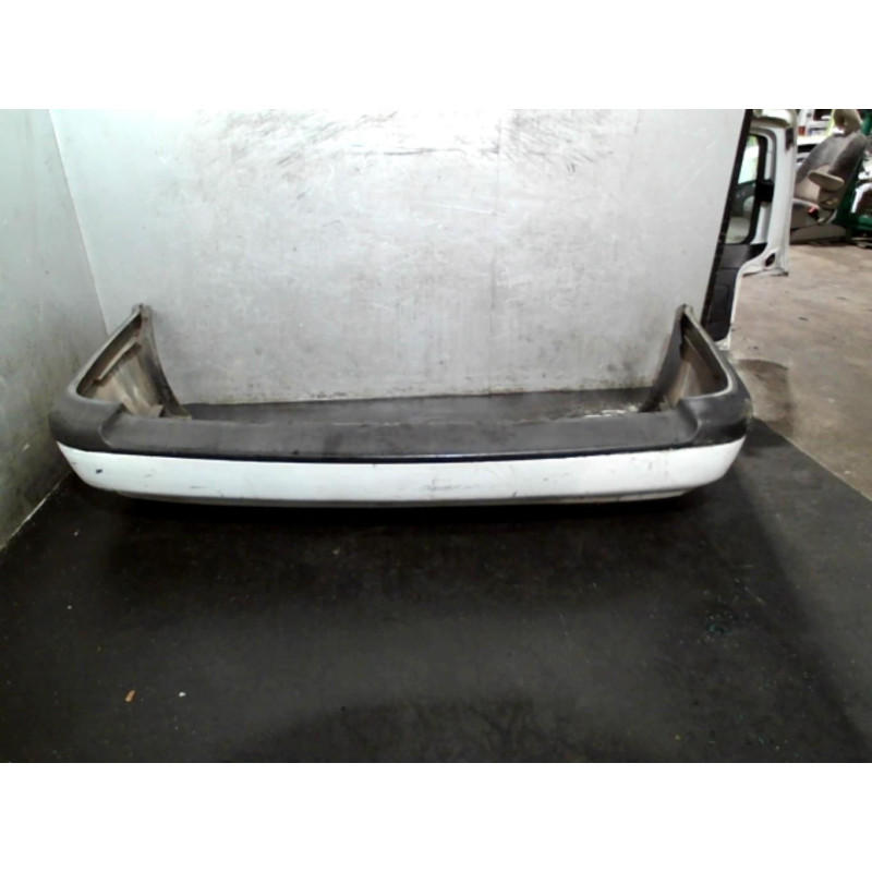 Pare choc arriere VOLKSWAGEN PASSAT 3 Photo n°15