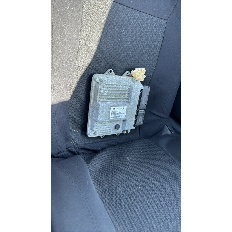 Poignee interieur avant droit OPEL CORSA D Photo n°15