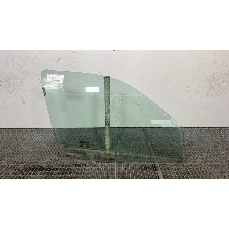 Vitre avant droit RENAULT CLIO 2 Photo n°1