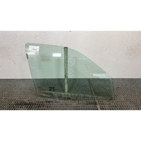 Vitre avant droit RENAULT CLIO 2 Photo n°1