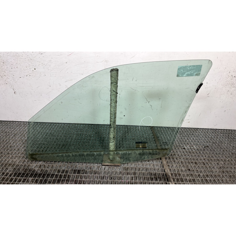 Vitre avant droit RENAULT CLIO 2 Photo n°4