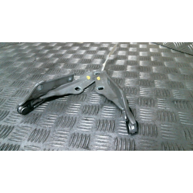 Charniere de capot OPEL OMEGA B Photo n°8