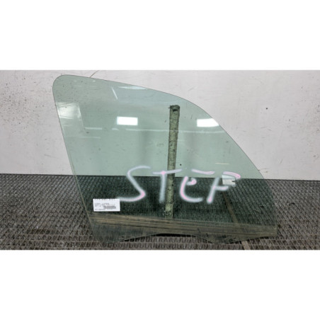 Vitre avant droit CITROEN XSARA PICASSO Photo n°1