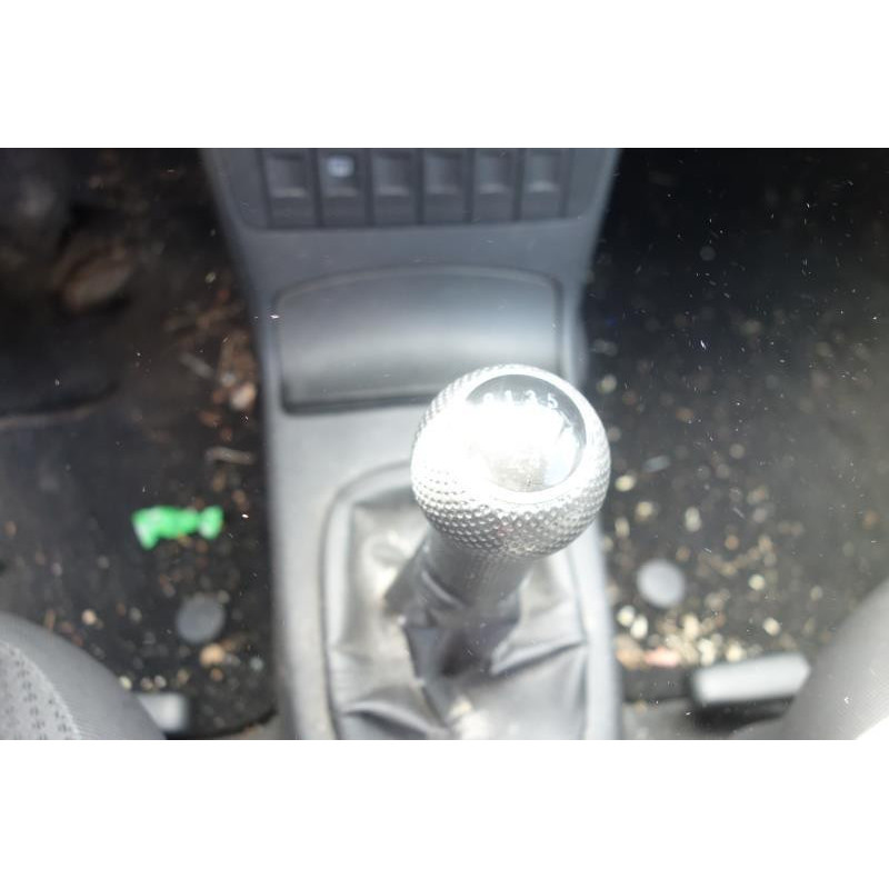 Charniere de capot VOLKSWAGEN POLO 3 Photo n°16