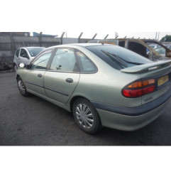 Pretensionneur de ceinture avant gauche RENAULT LAGUNA 1