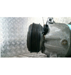Compresseur clim RENAULT MEGANE 1 Photo n°8