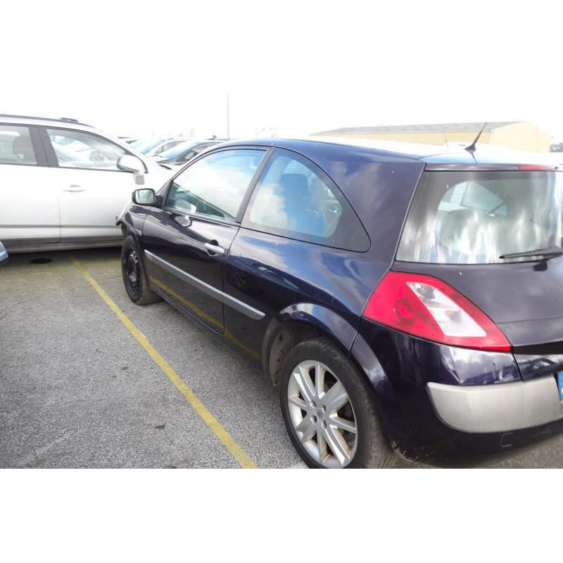 Pare choc arriere RENAULT MEGANE 2 Photo n°17