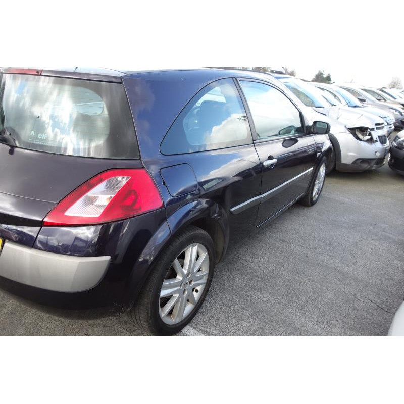 Pare choc arriere RENAULT MEGANE 2 Photo n°19