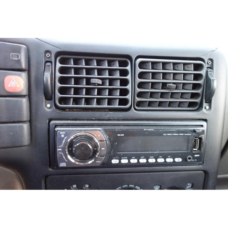 Pare choc arriere VOLKSWAGEN POLO 3 Photo n°12