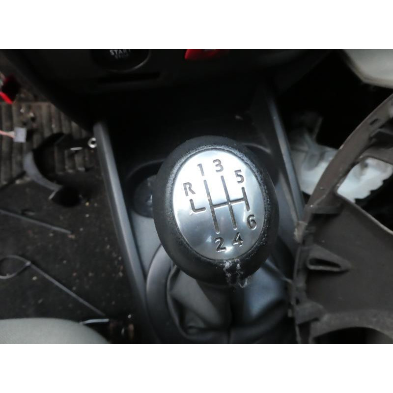 Pare choc arriere RENAULT MEGANE 2 Photo n°13