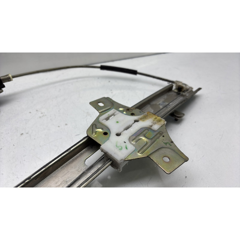Leve vitre electrique avant droit HYUNDAI I 10 1 Photo n°8