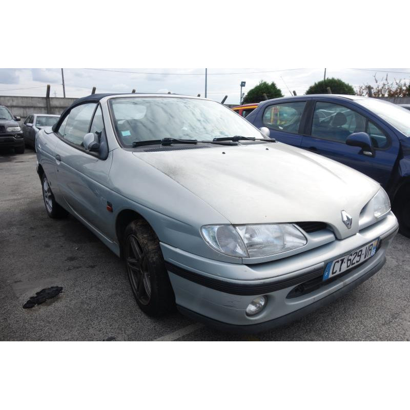 Traverse superieure RENAULT MEGANE 1 Photo n°12