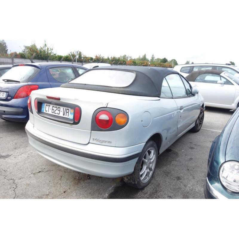 Traverse superieure RENAULT MEGANE 1 Photo n°13