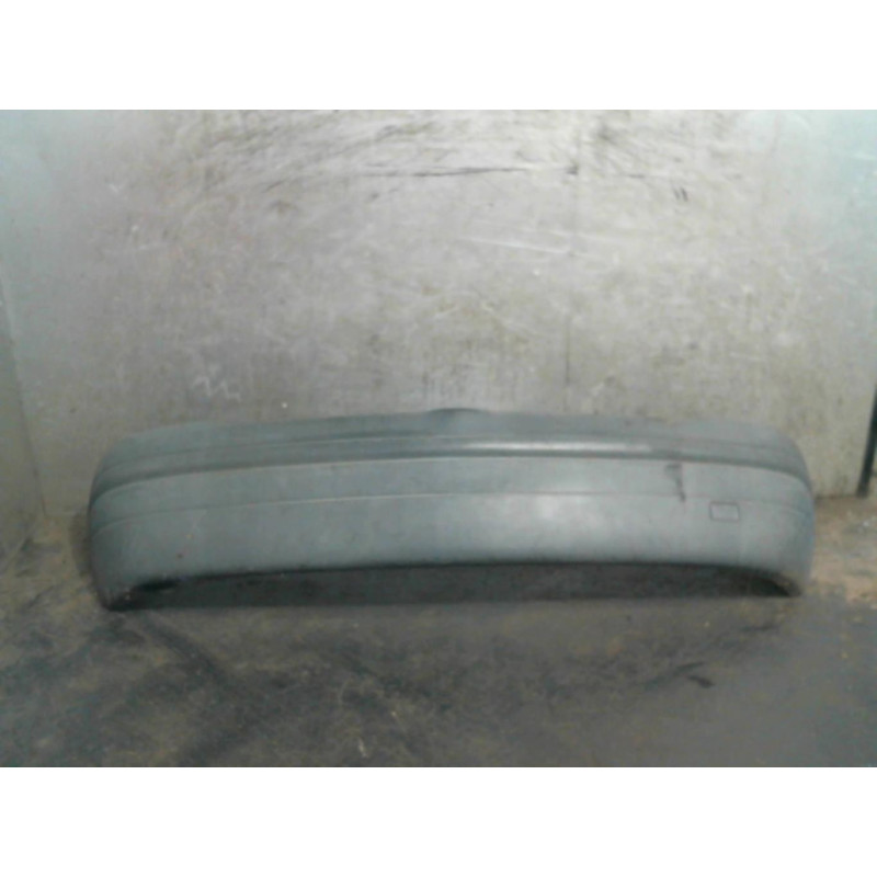 Pare choc arriere RENAULT CLIO 2 Photo n°2