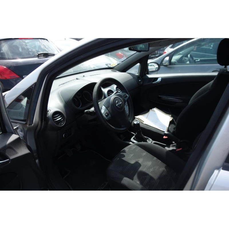 Ceinture avant droit OPEL CORSA D Photo n°20
