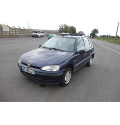 Pare choc arriere PEUGEOT 106