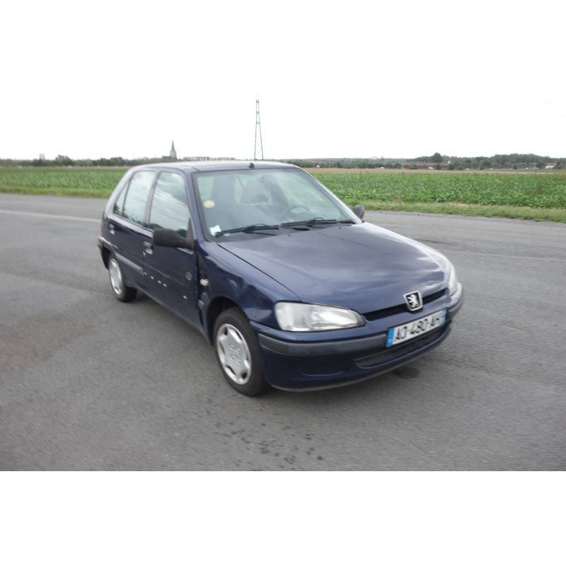 Pare choc arriere PEUGEOT 106 Photo n°13