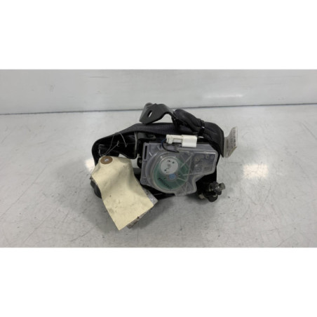 Pretensionneur de ceinture arriere droit HONDA JAZZ 3 Photo n°10