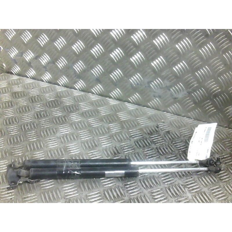Verin de coffre HONDA JAZZ 3 Photo n°9