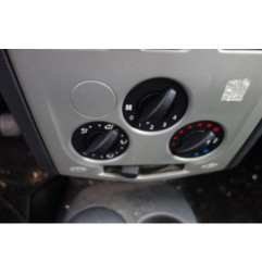Pare choc arriere DACIA LOGAN 1