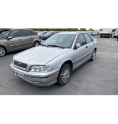 Feu arriere stop central VOLVO S 40 1