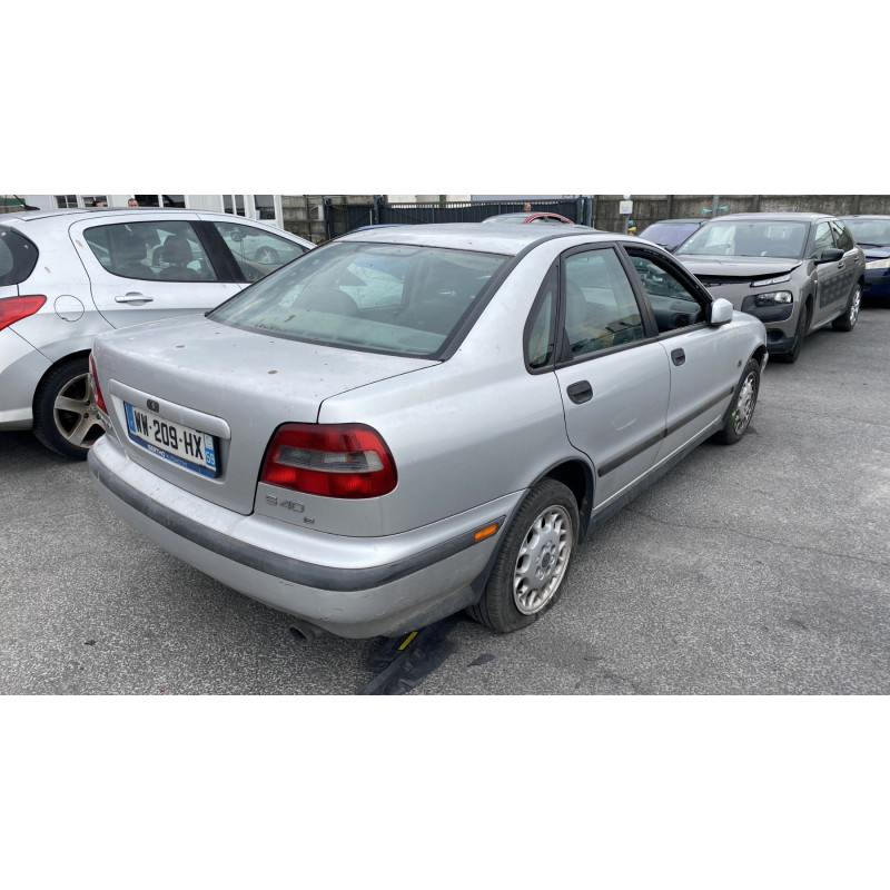 Feu arriere stop central VOLVO S 40 1 Photo n°6