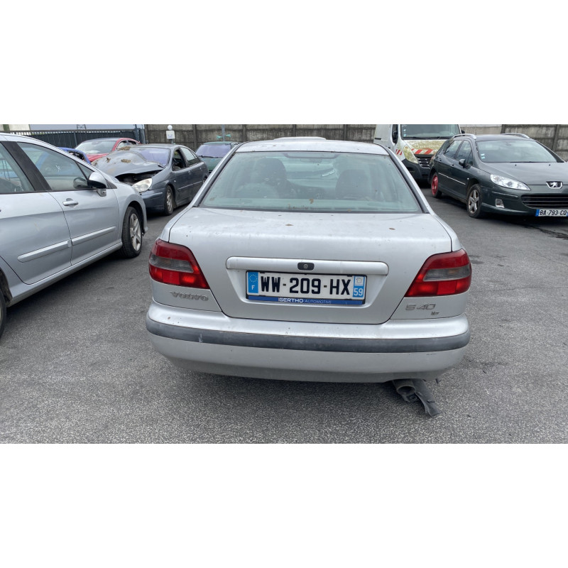 Feu arriere stop central VOLVO S 40 1 Photo n°8