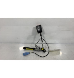 Pretensionneur de ceinture avant droit CITROEN C2