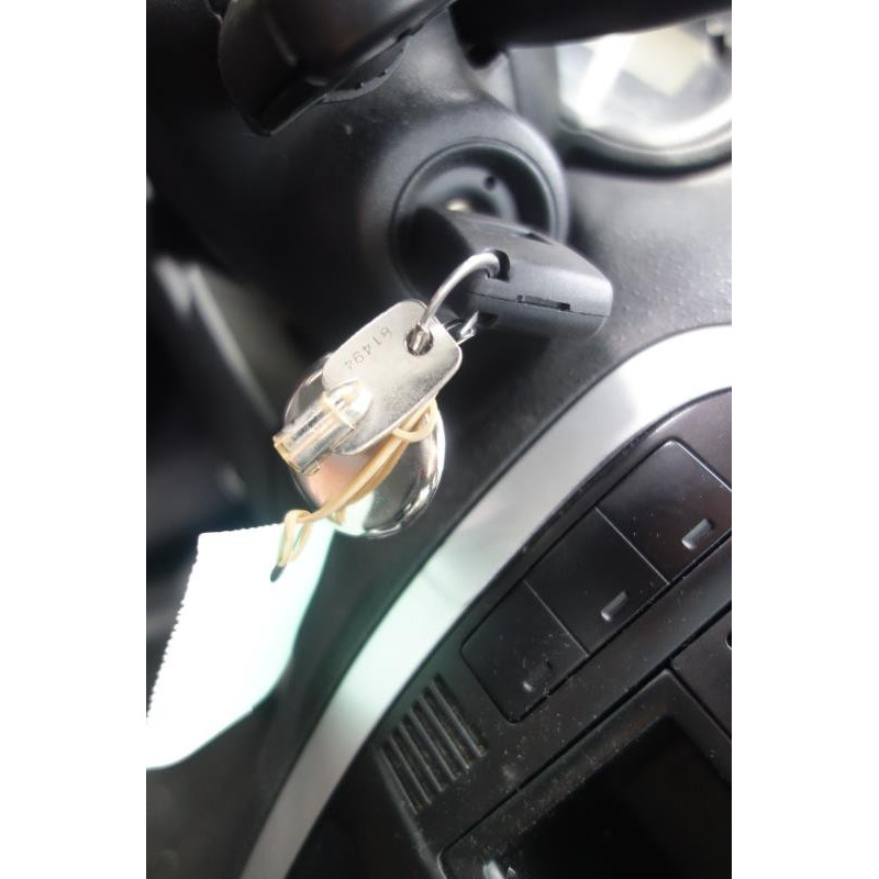 Pretensionneur de ceinture avant droit CITROEN C2 Photo n°24