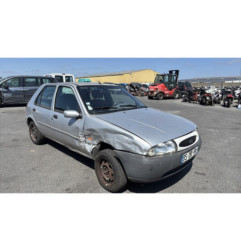 Vitre avant droit FORD FIESTA 4