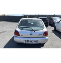 Vitre avant droit FORD FIESTA 4
