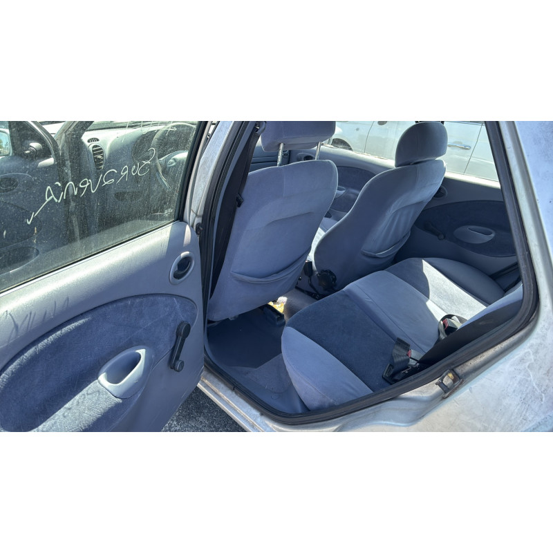 Vitre avant droit FORD FIESTA 4 Photo n°14