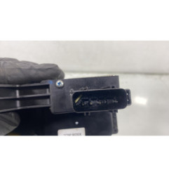 Serrure avant droit FORD FIESTA 5