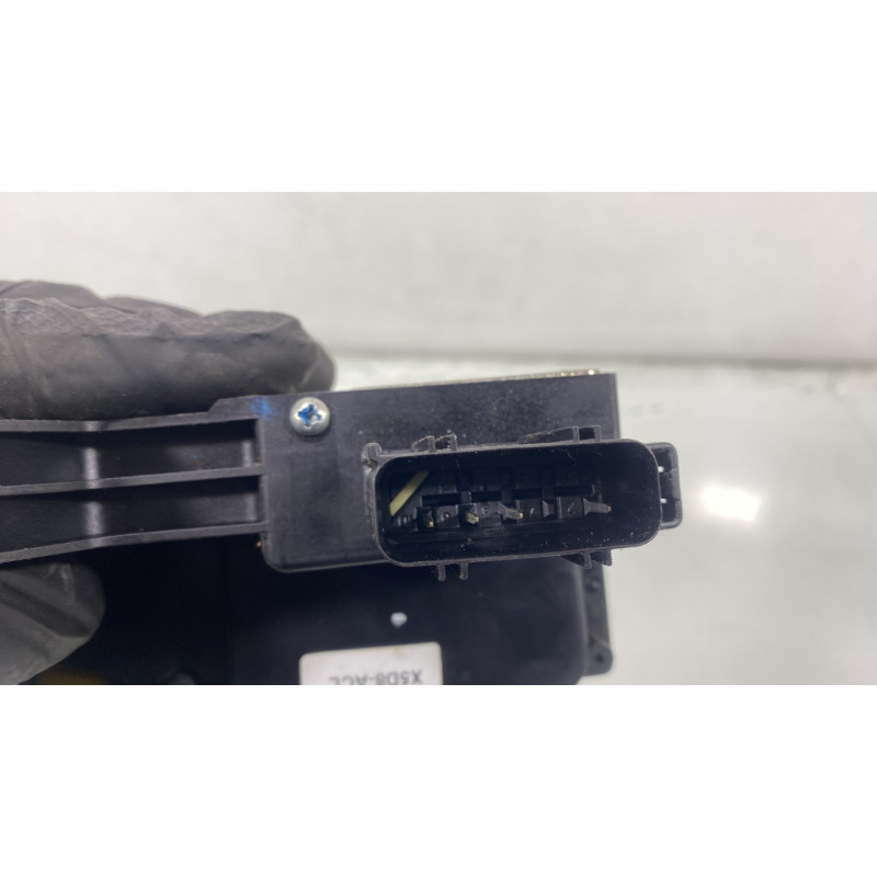 Serrure avant droit FORD FIESTA 5 Photo n°4