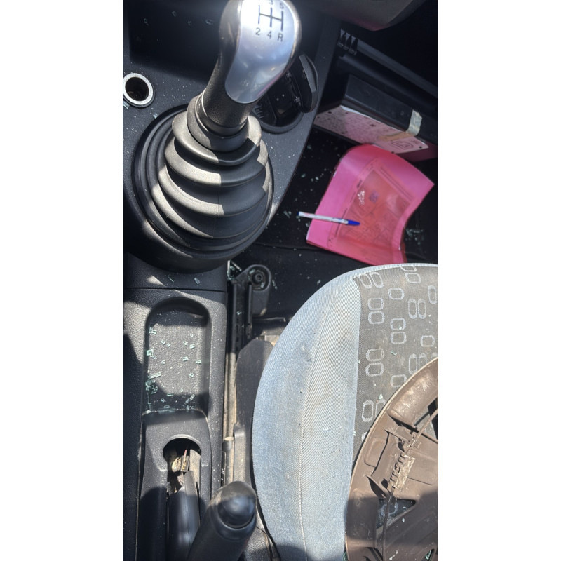 Serrure avant droit FORD FIESTA 5 Photo n°18