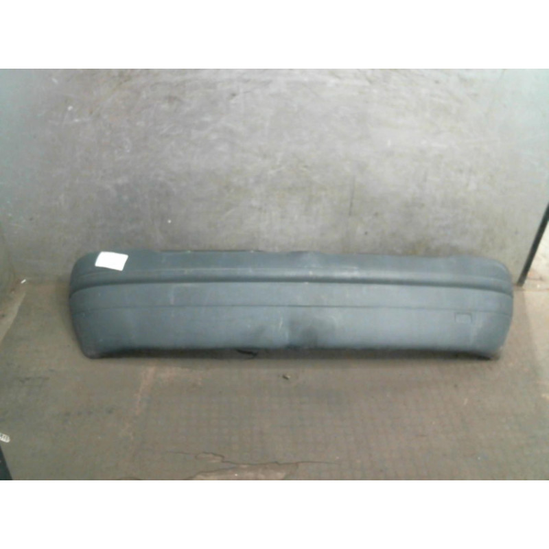 Pare choc arriere RENAULT CLIO 2 Photo n°2