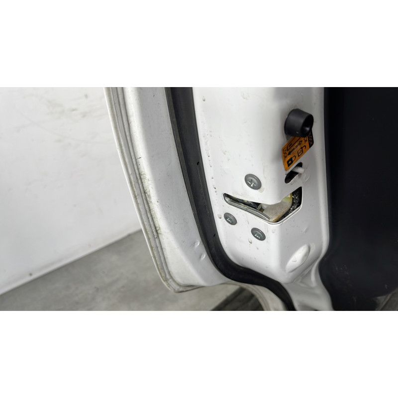 Porte arriere gauche SUZUKI ALTO 3 Photo n°3