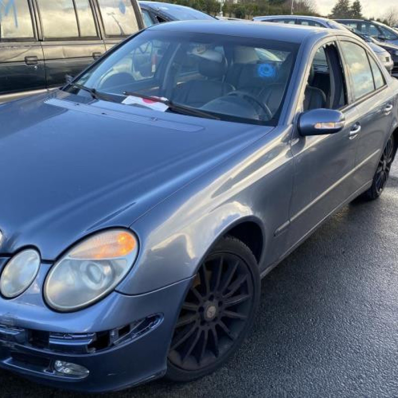 Autoradio d'origine MERCEDES CLASSE E 211 Photo n°6
