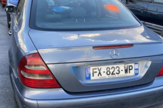 Autoradio d'origine MERCEDES CLASSE E 211