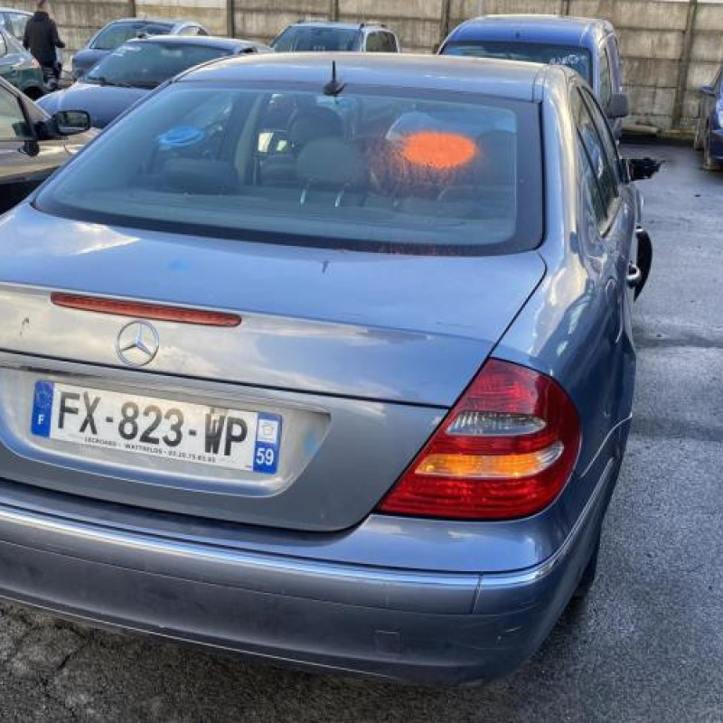 Autoradio d'origine MERCEDES CLASSE E 211 Photo n°11