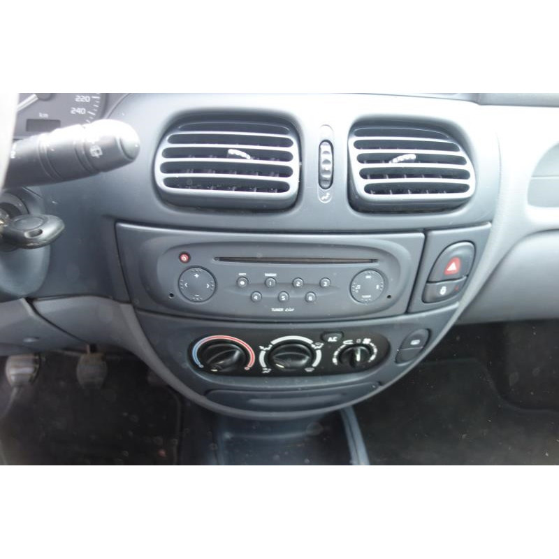 Pare choc arriere RENAULT MEGANE 1 Photo n°25
