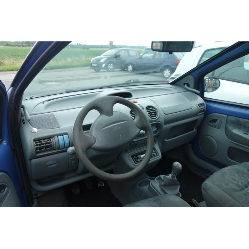 Pare choc arriere RENAULT TWINGO 1 Photo n°16