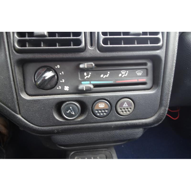 Ceinture avant droit PEUGEOT 106 Photo n°20