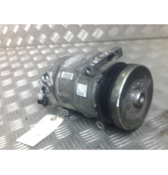 Compresseur clim FIAT GRANDE PUNTO Photo n°12