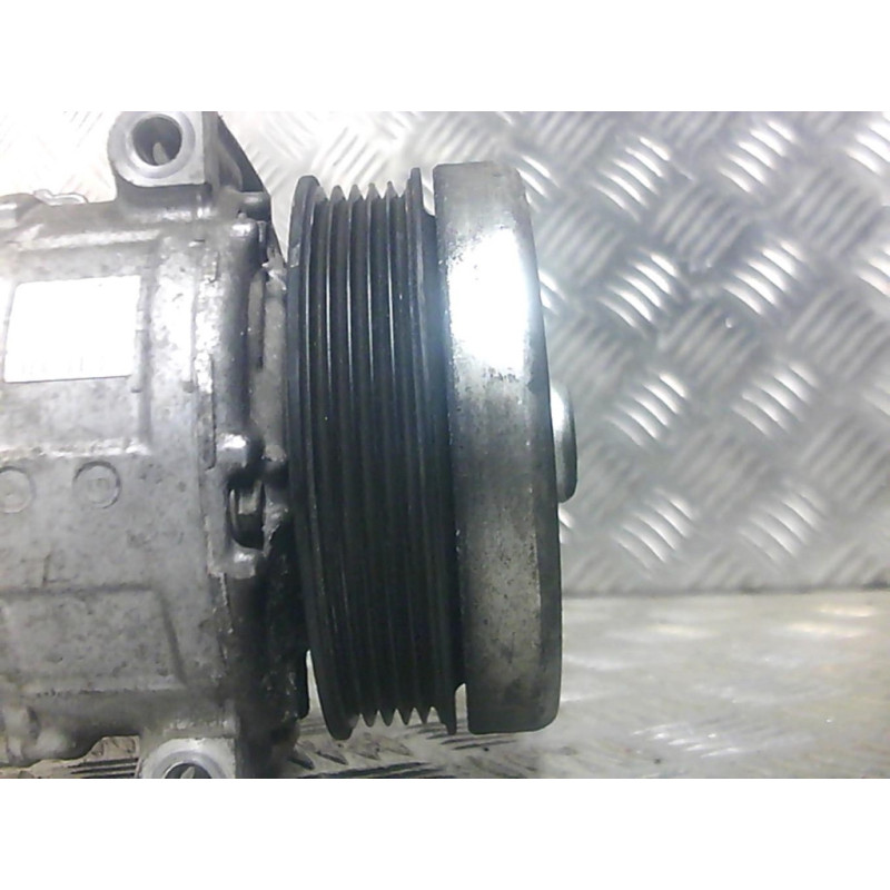 Compresseur clim FIAT GRANDE PUNTO Photo n°14