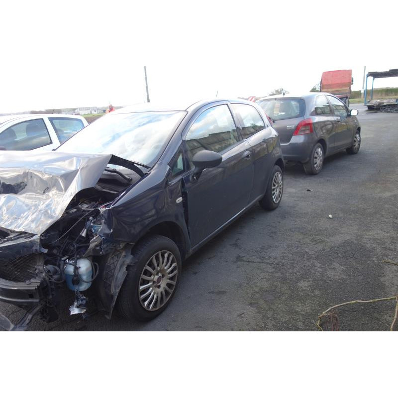 Compresseur clim FIAT GRANDE PUNTO Photo n°18