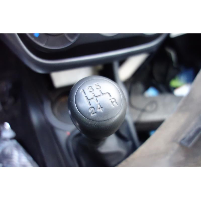 Compresseur clim FIAT GRANDE PUNTO Photo n°22