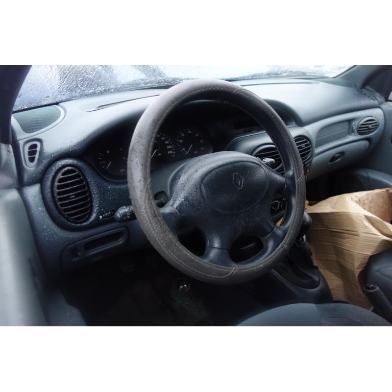 Ceinture avant droit RENAULT MEGANE 1 Photo n°18