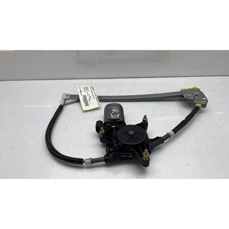 Leve vitre electrique arriere droit RENAULT SCENIC 1 Photo n°1