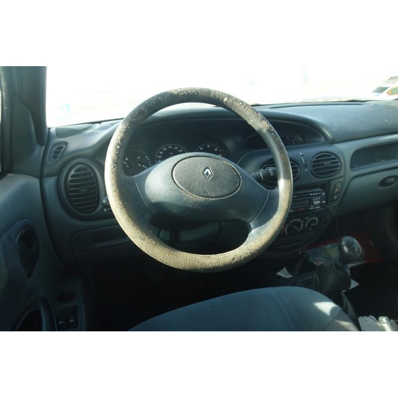 Ceinture avant droit RENAULT MEGANE 1 Photo n°14